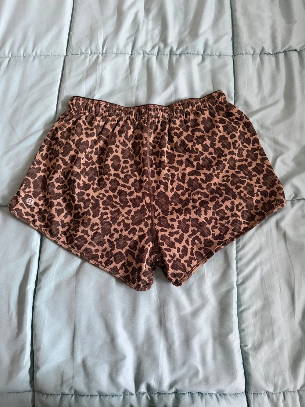 Lululemon Women's Swiftly Mid-Rise Short 3